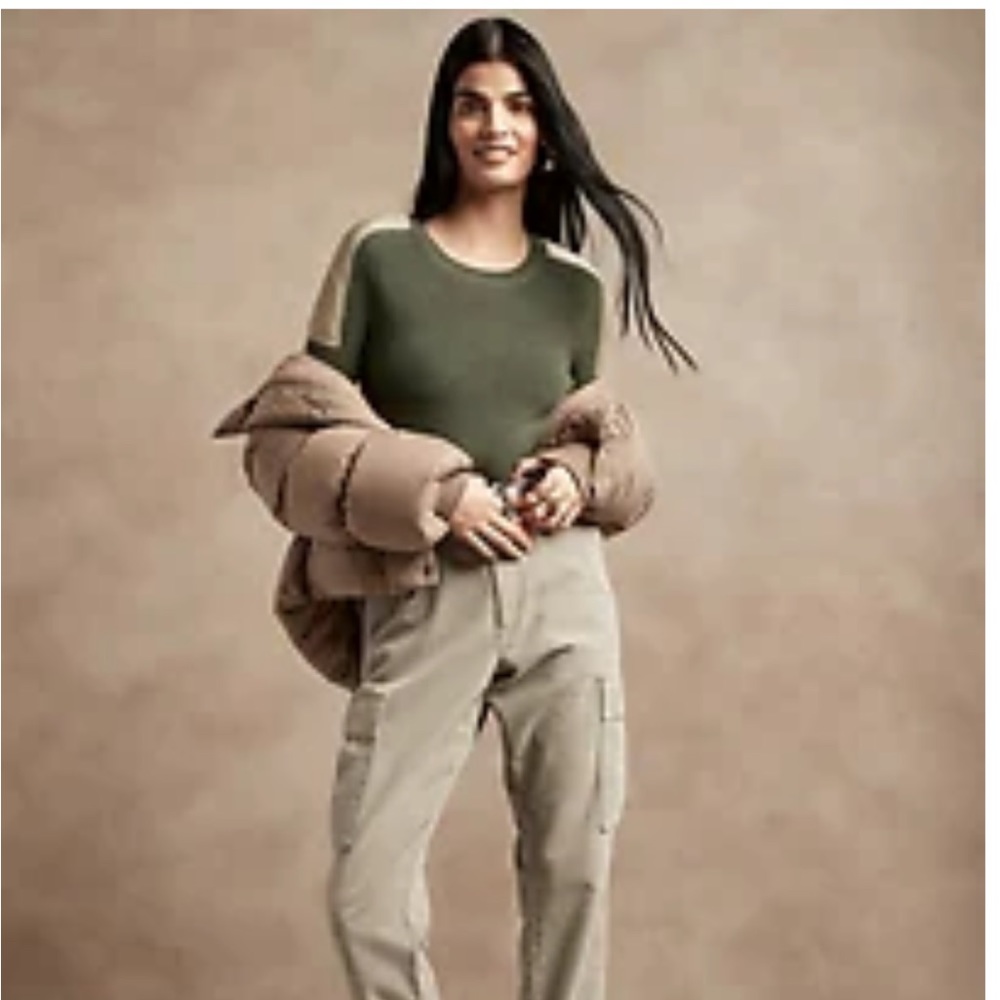 Banana Republic olive green shoulder patch sweater. NWT